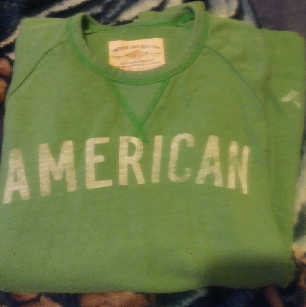 American Eagle Pullover
